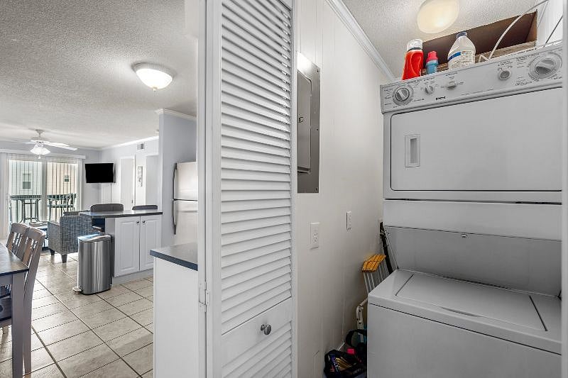 Washer / Dryer in unit