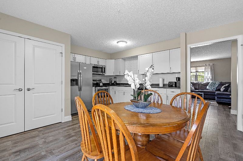 Furnished Finder property 579456_1 photo 3