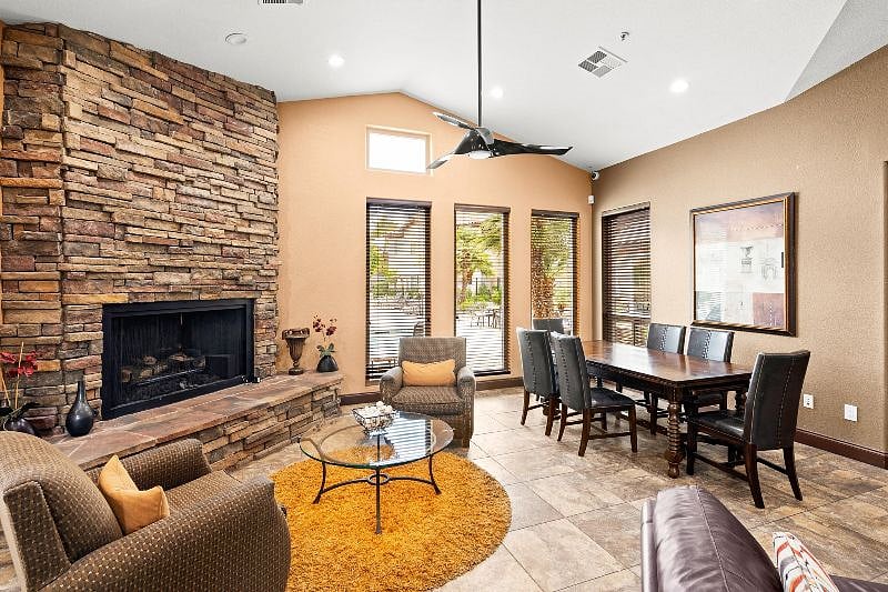 Clubhouse Living Room with Fireplace