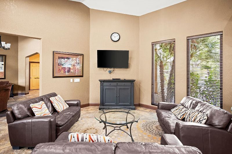 Clubhouse Living Room with Cable TV