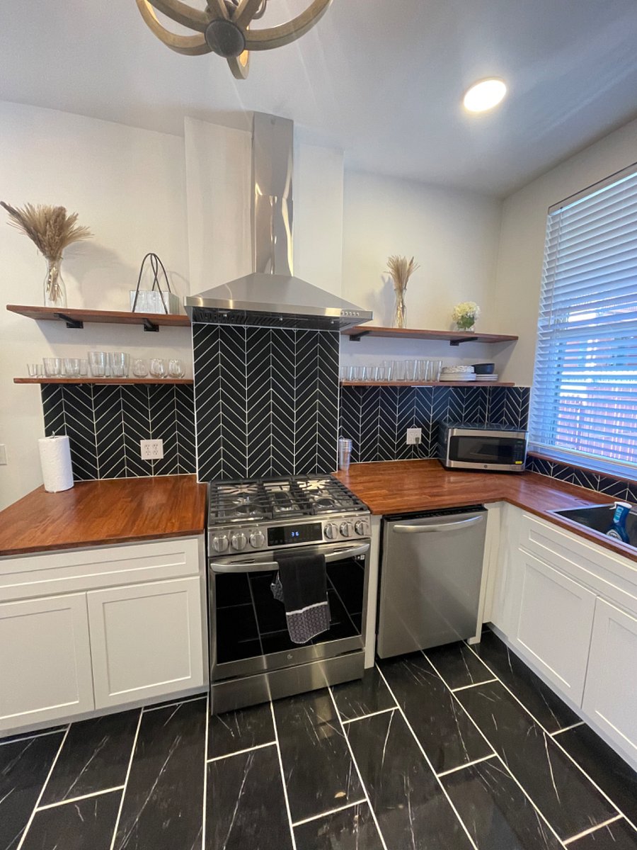 Furnished Finder property 579571_1 photo 21
