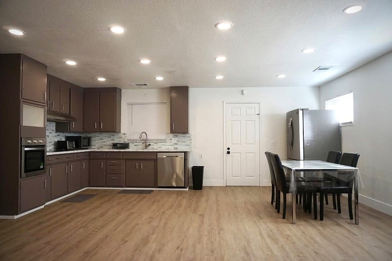 Furnished Finder property 579580_1 photo 3