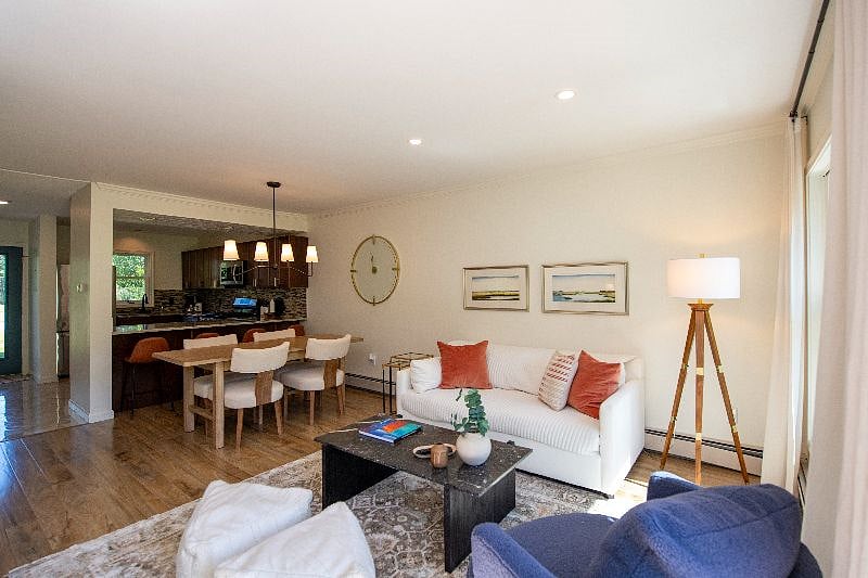 Furnished Finder property 579586_1 photo 3
