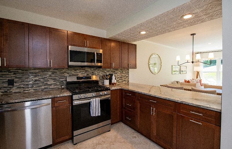 Furnished Finder property 579586_1 photo 9