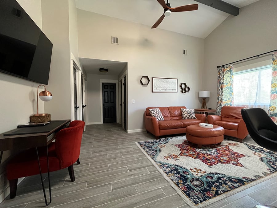 Furnished Finder property 579618_1 photo 3