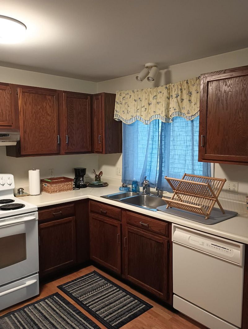 Furnished Finder property 579637_1 photo 14