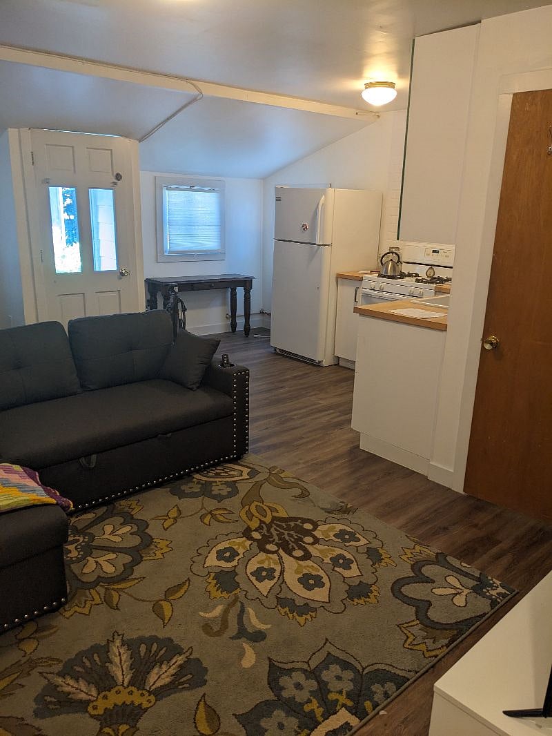 Furnished Finder property 579643_1 photo 4