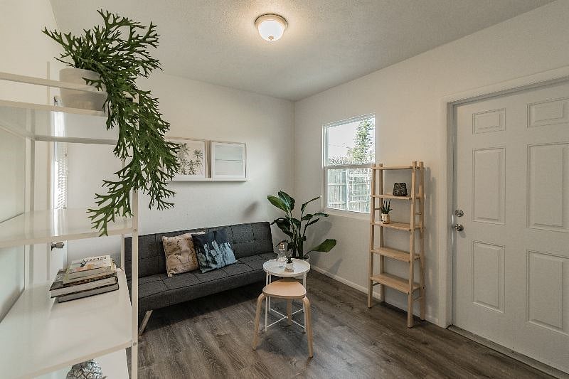 Furnished Finder property 579664_1 photo 15