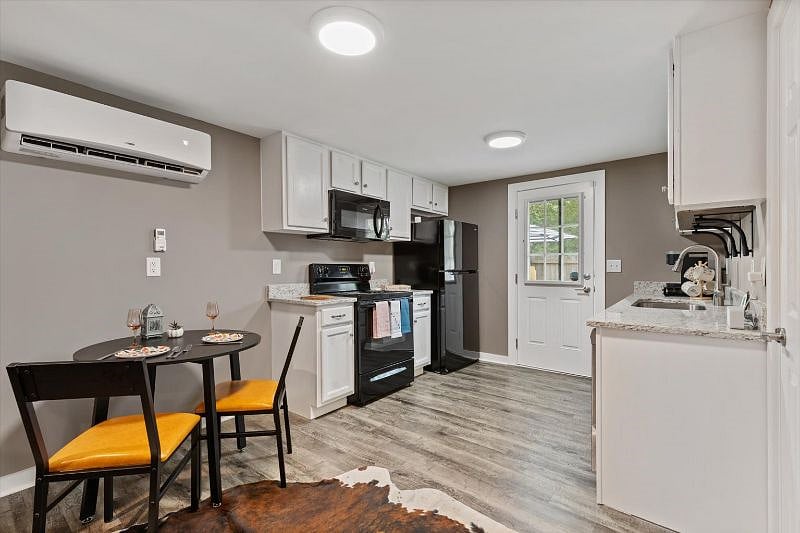 Furnished Finder property 579700_1 photo 11