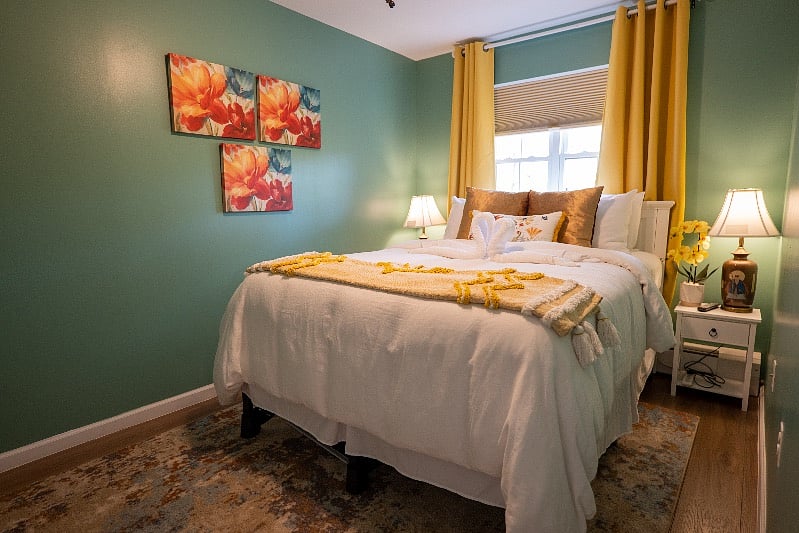 Queen Bed
