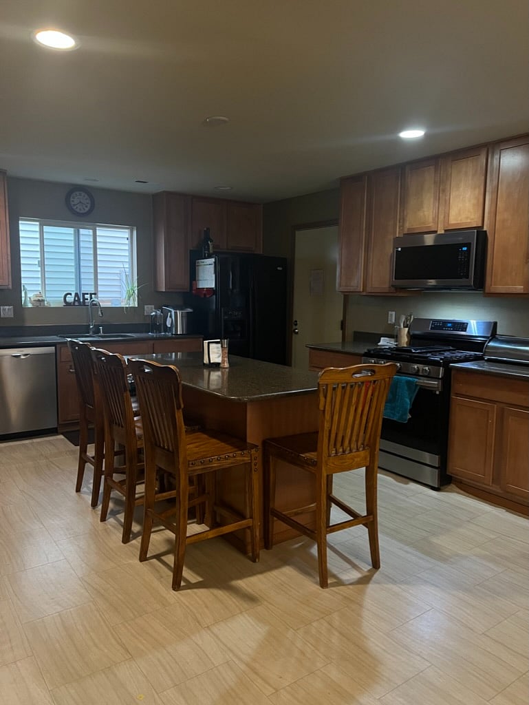 Furnished Finder property 579890_2 photo 7