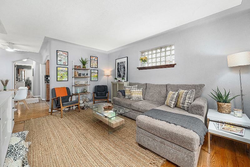 Furnished Finder property 579903_1 photo 3