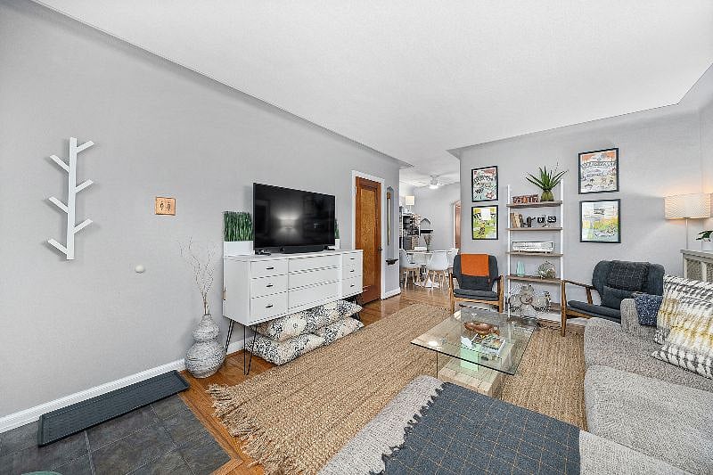 Furnished Finder property 579903_1 photo 5
