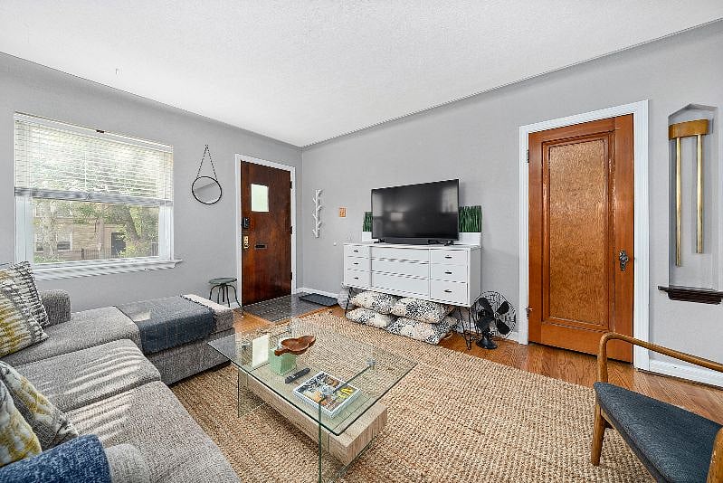 Furnished Finder property 579903_1 photo 6
