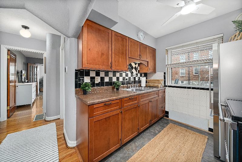 Furnished Finder property 579903_1 photo 15