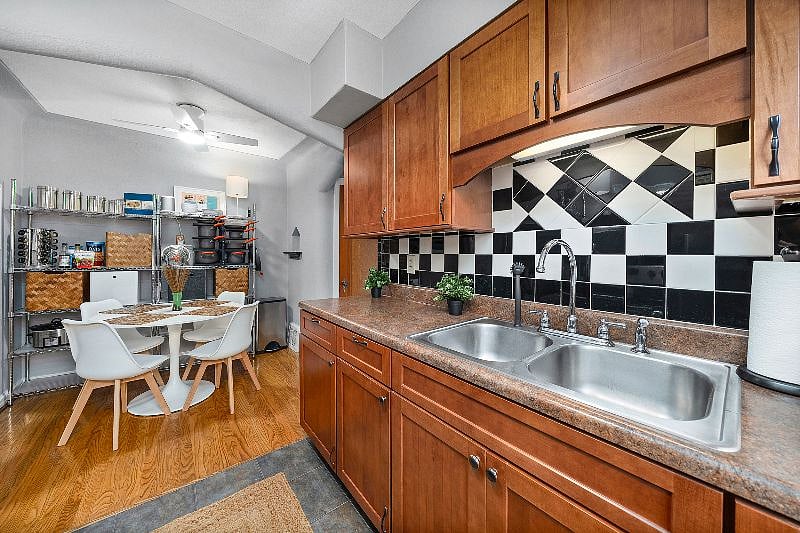 Furnished Finder property 579903_1 photo 17