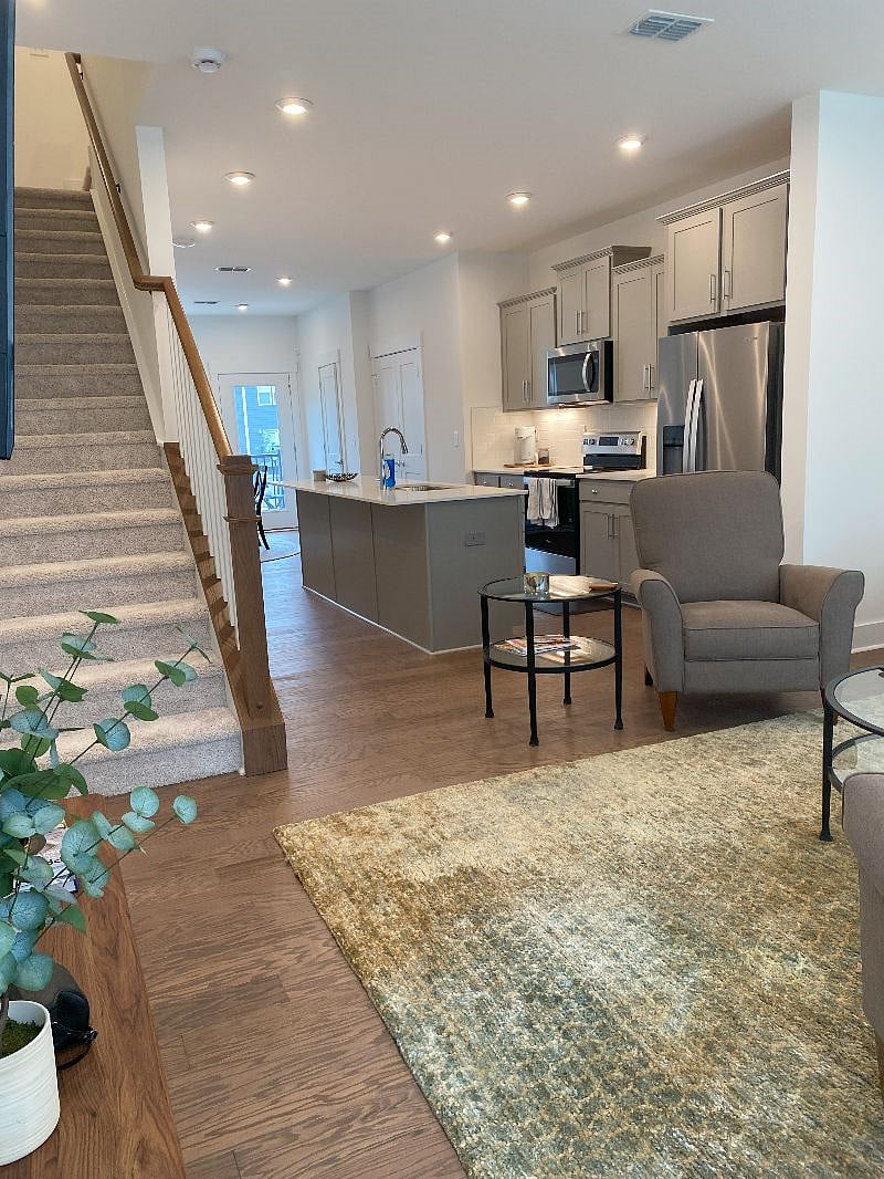 Furnished Finder property 579920_1 photo 11