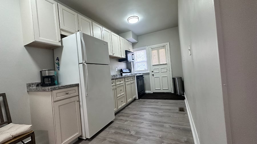 Furnished Finder property 579927_2 photo 7