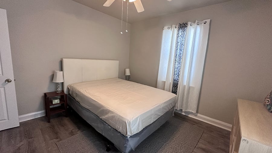 Furnished Finder property 579927_2 photo 12