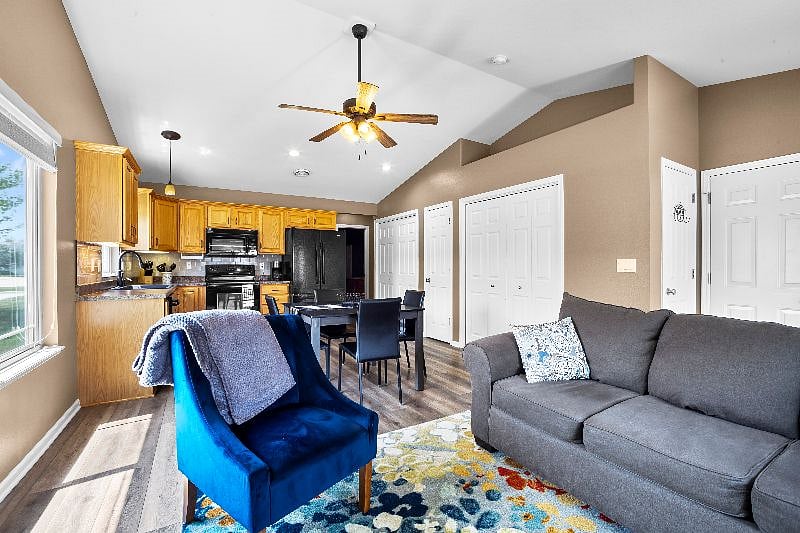 Furnished Finder property 579982_1 photo 7