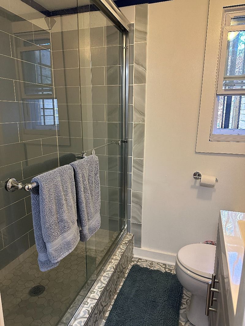Furnished Finder property 580000_1 photo 9