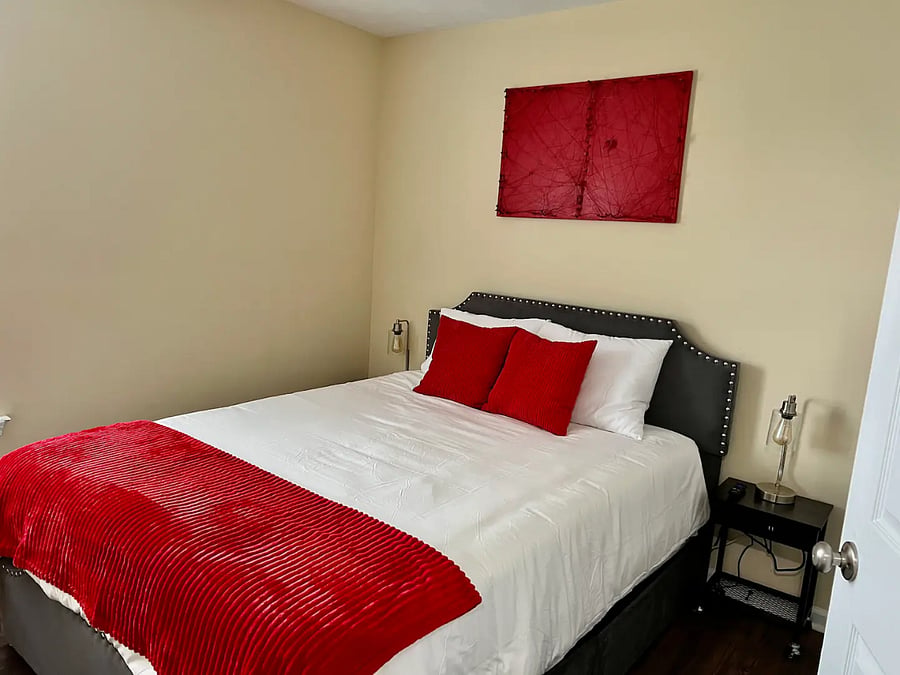 Furnished Finder property 580003_1 photo 3