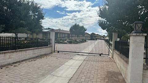 Auto Gated Driveway Entrance