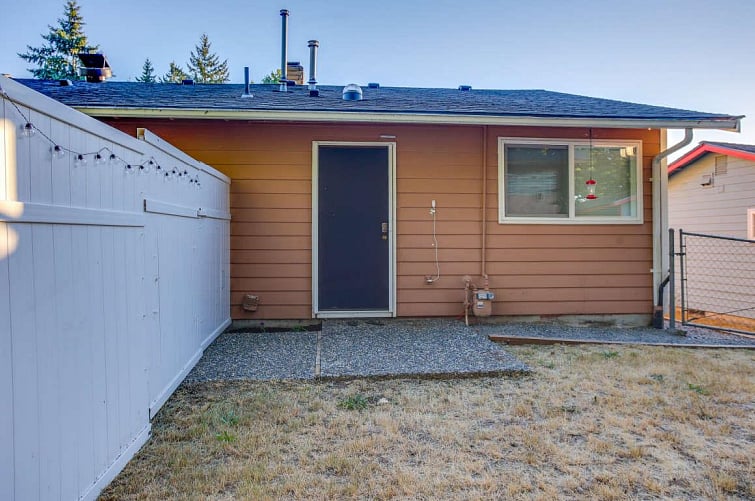 Furnished Finder property 580009_1 photo 16