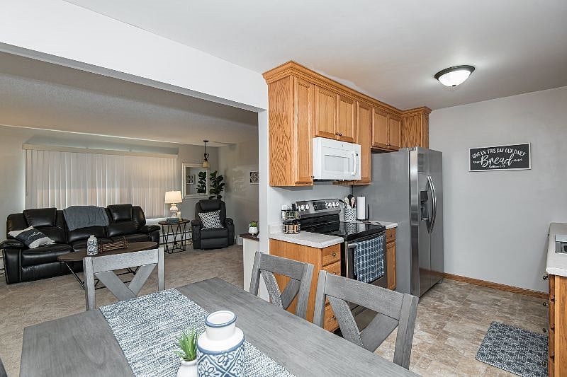 Furnished Finder property 580086_1 photo 9
