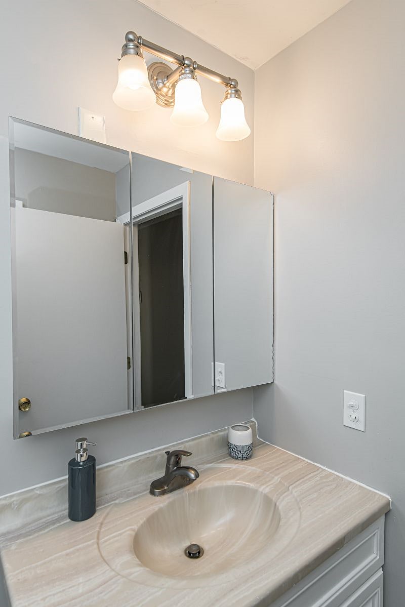 Furnished Finder property 580086_1 photo 13