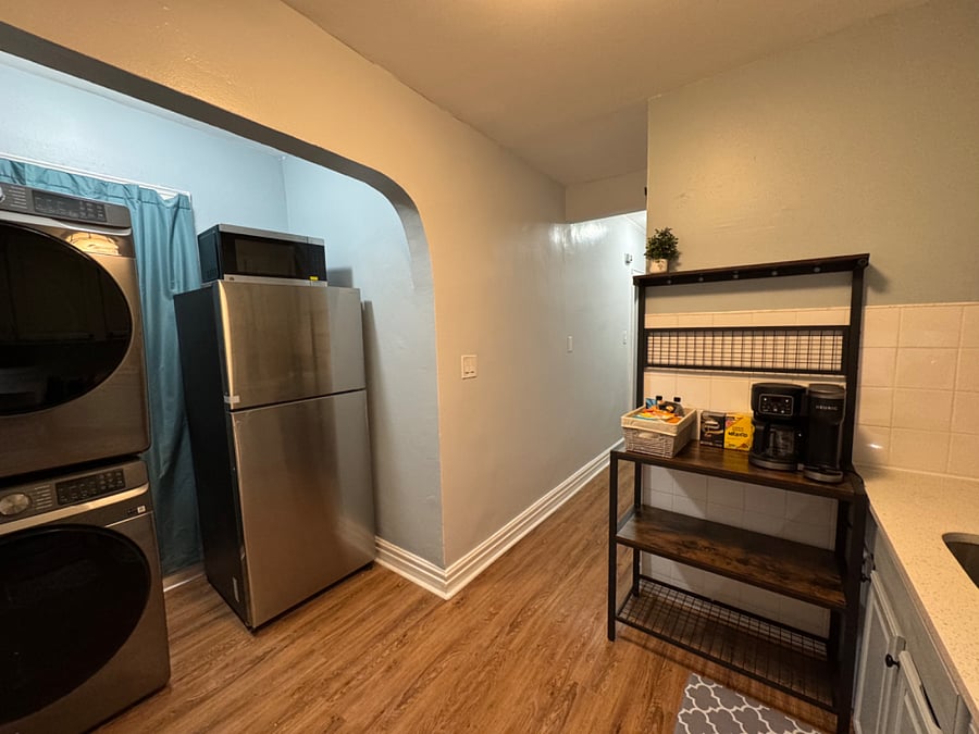 Furnished Finder property 580124_1 photo 15