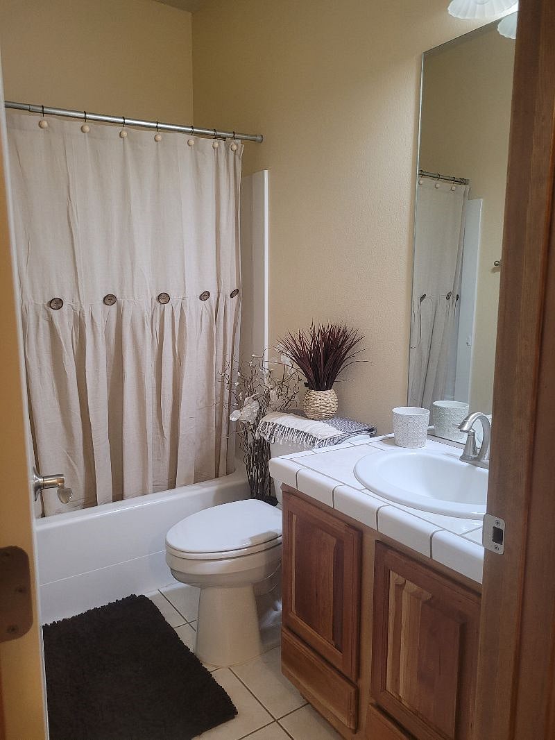 Furnished Finder property 580127_1 photo 10