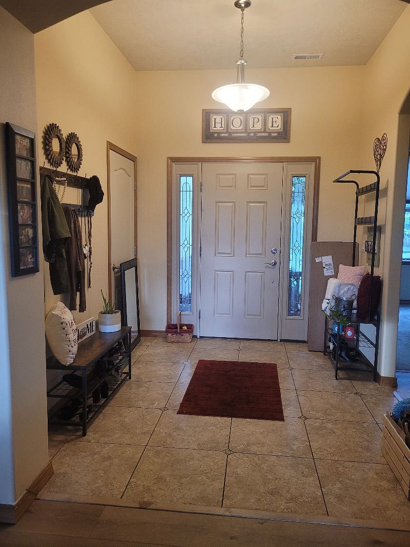 Furnished Finder property 580127_1 photo 12