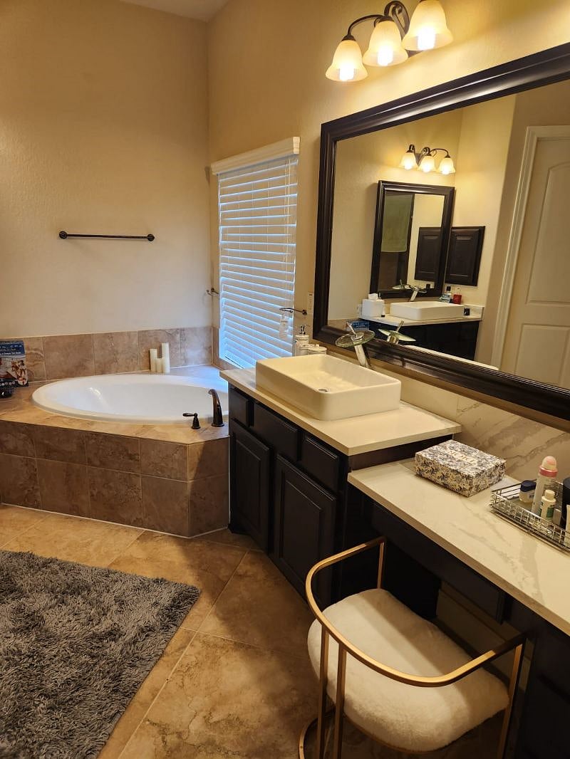 Furnished Finder property 580165_2 photo 3