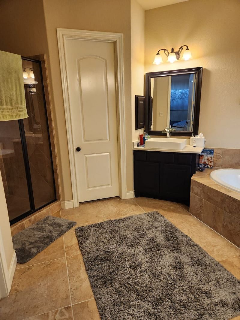 Furnished Finder property 580165_2 photo 4
