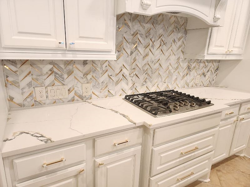 Furnished Finder property 580165_3 photo 12