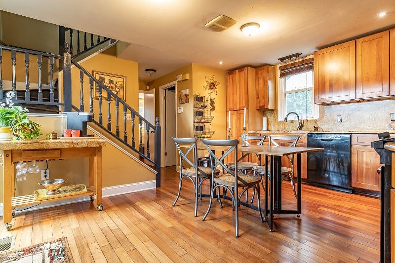 Furnished Finder property 580168_1 photo 16