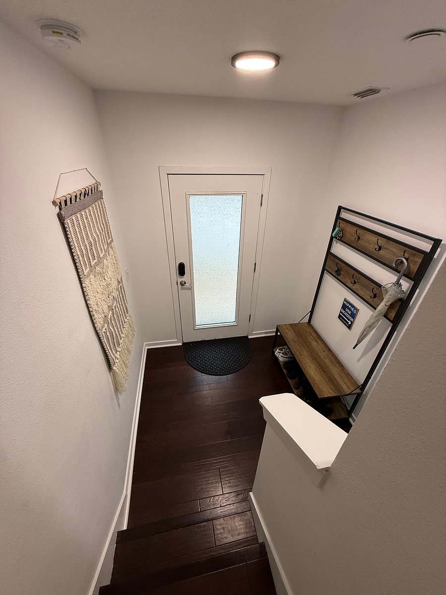 Furnished Finder property 580200_1 photo 25