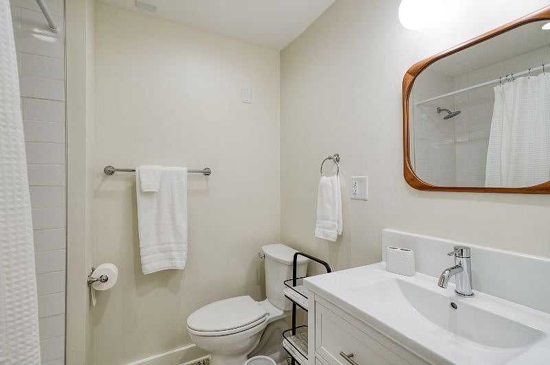 Furnished Finder property 580263_2 photo 9