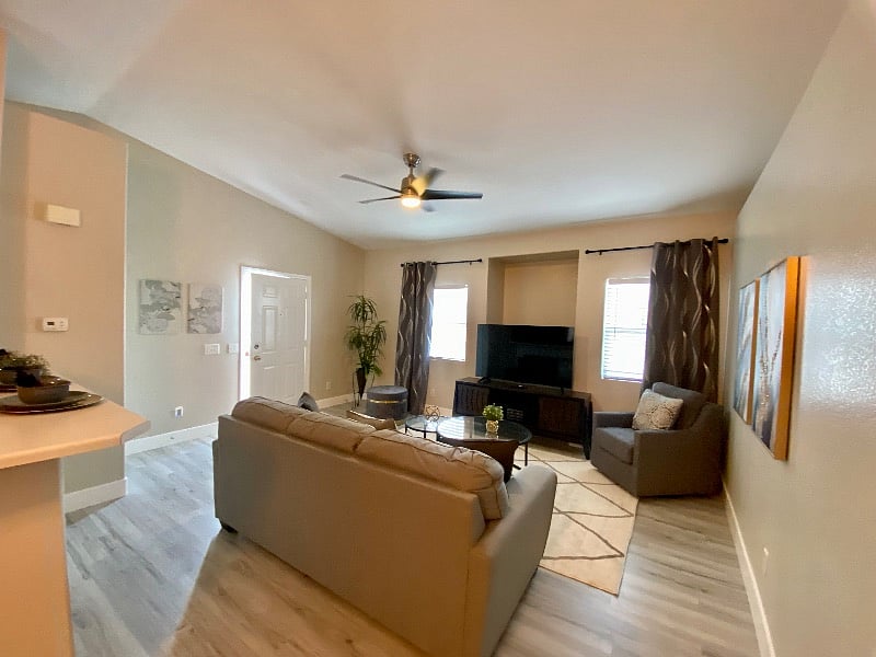 Furnished Finder property 580275_1 photo 4