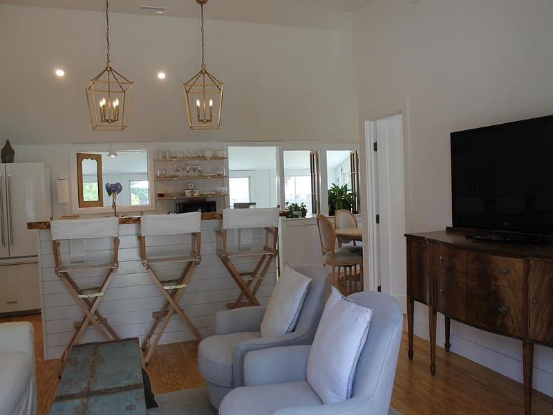 Furnished Finder property 580298_1 photo 4