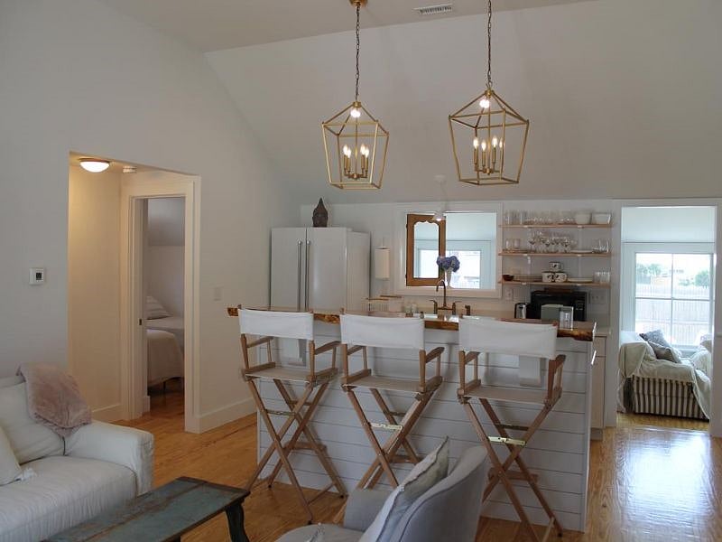 Furnished Finder property 580298_1 photo 3
