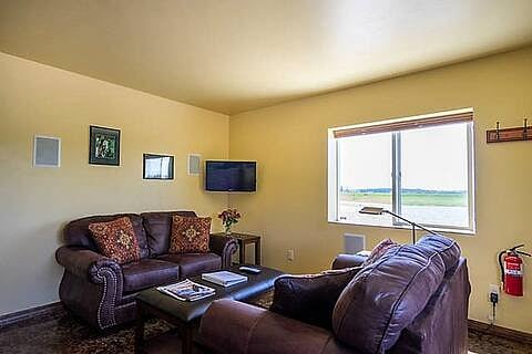 Furnished Finder property 580305_1 photo 8