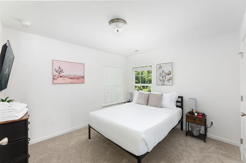 Furnished Finder property 580337_1 photo 8