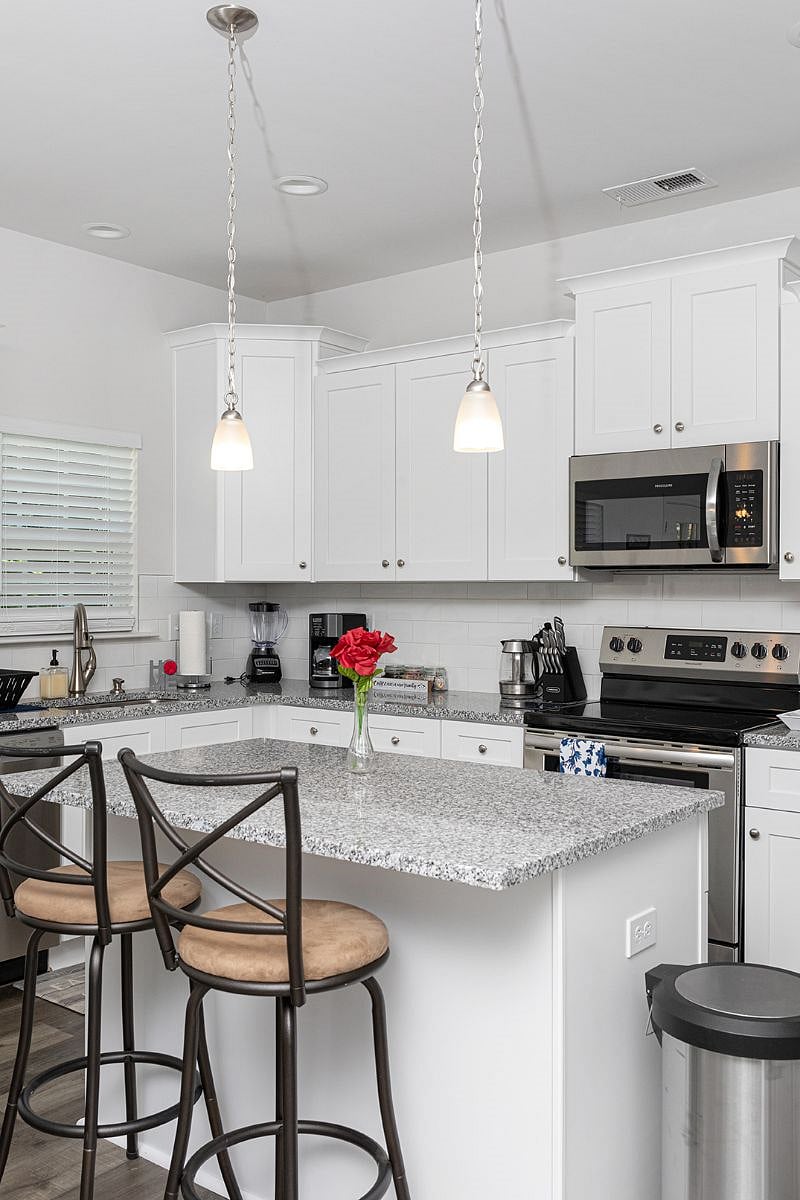 Furnished Finder property 580337_1 photo 16