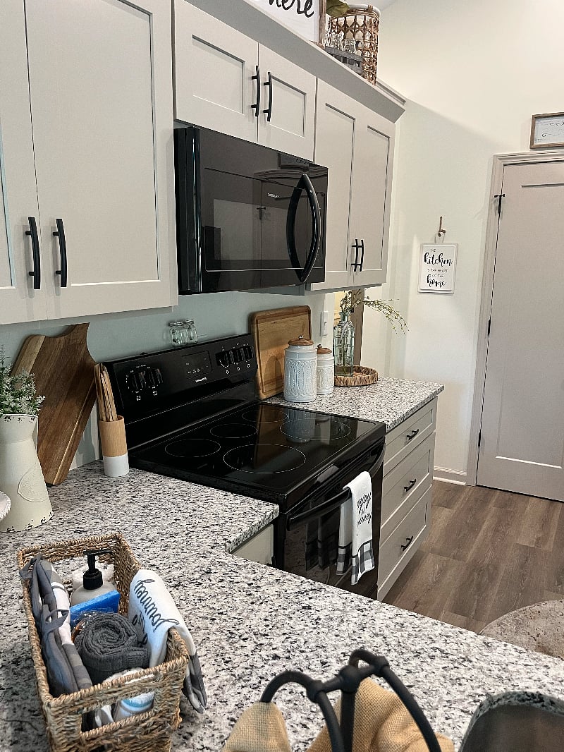 Furnished Finder property 580338_1 photo 26