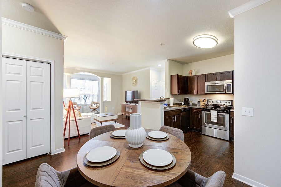 Furnished Finder property 580363_2 photo 5