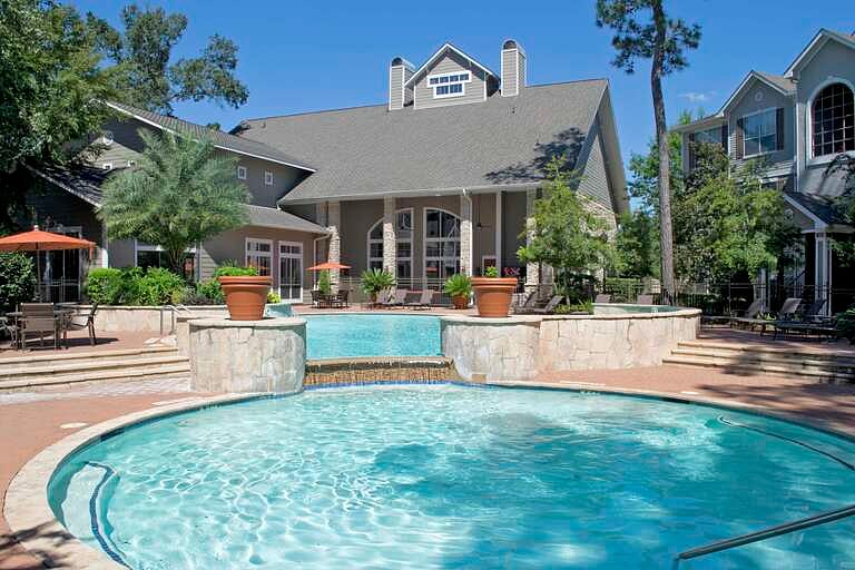 Furnished Finder property 580363_2 photo 13