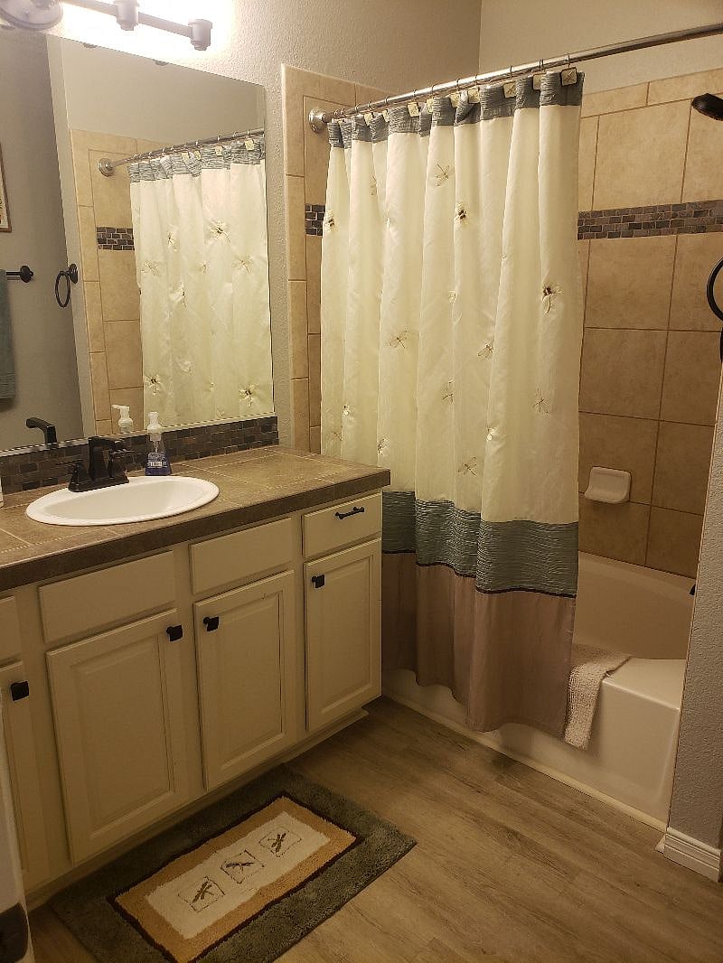 Furnished Finder property 580374_1 photo 14