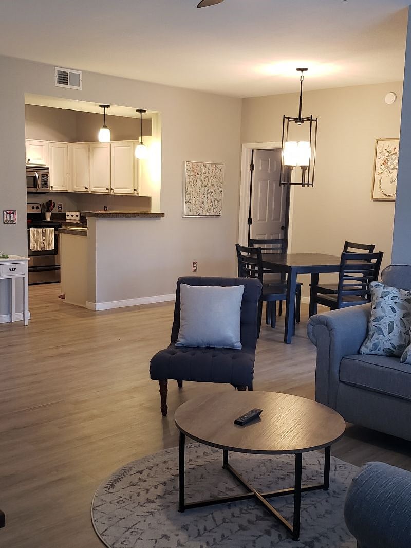 Furnished Finder property 580374_1 photo 6